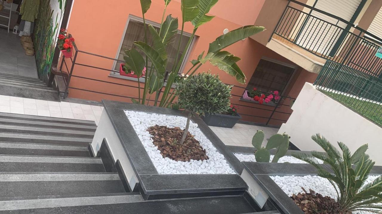Hotel Portum Giardini Naxos Εξωτερικό φωτογραφία